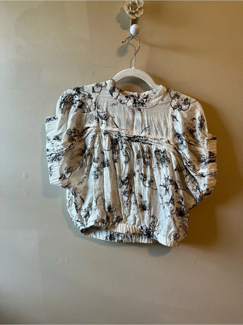 Anthropologie pilcro puff
